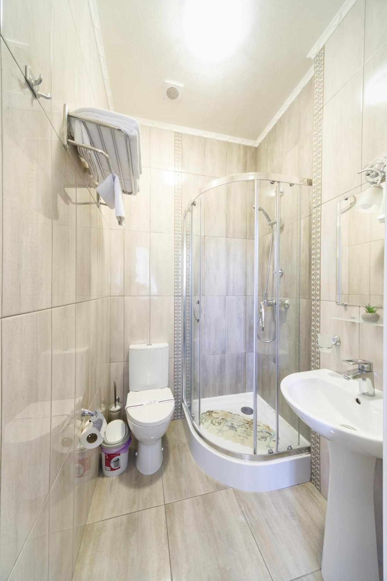 דנייפרופטרובסק L.O.Y Family Hotel מראה חיצוני תמונה