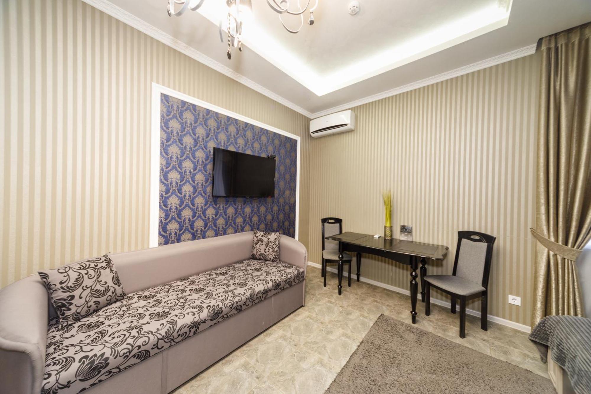 דנייפרופטרובסק L.O.Y Family Hotel מראה חיצוני תמונה
