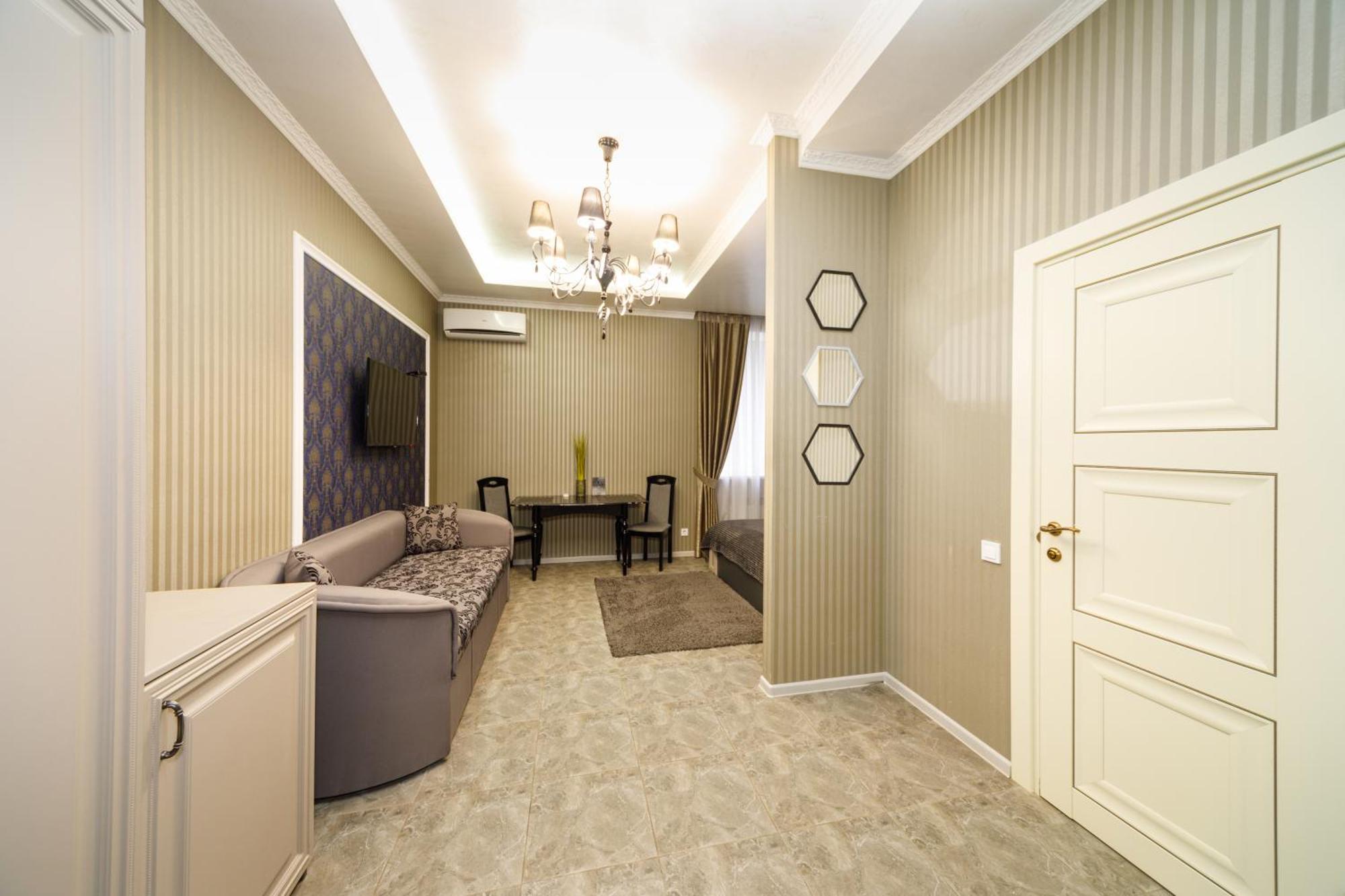 דנייפרופטרובסק L.O.Y Family Hotel מראה חיצוני תמונה